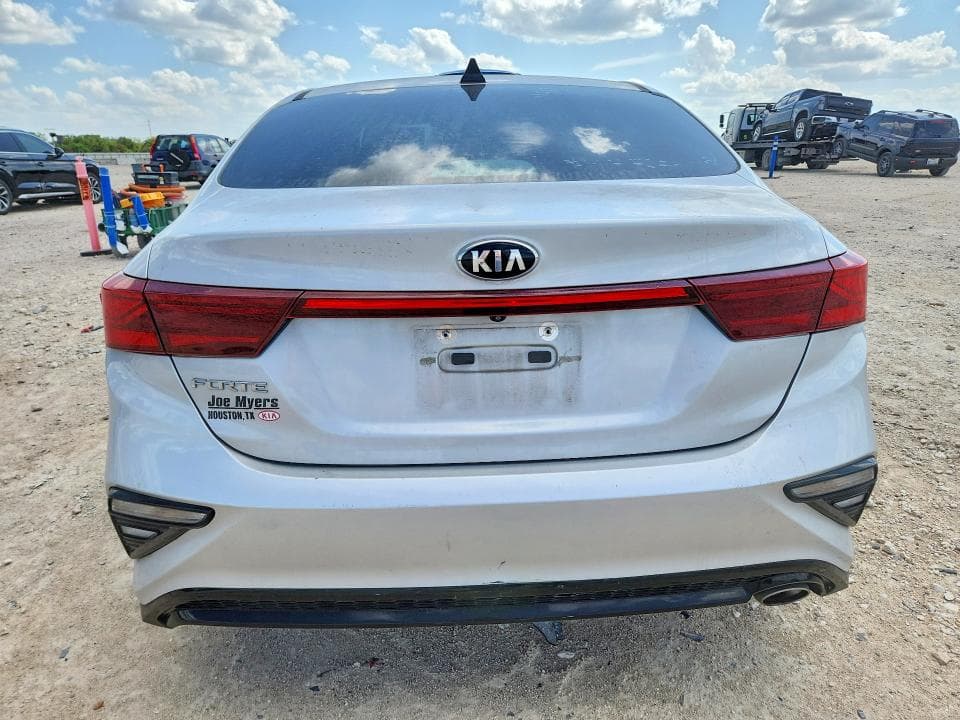 2021 KIA FORTE LXS 6