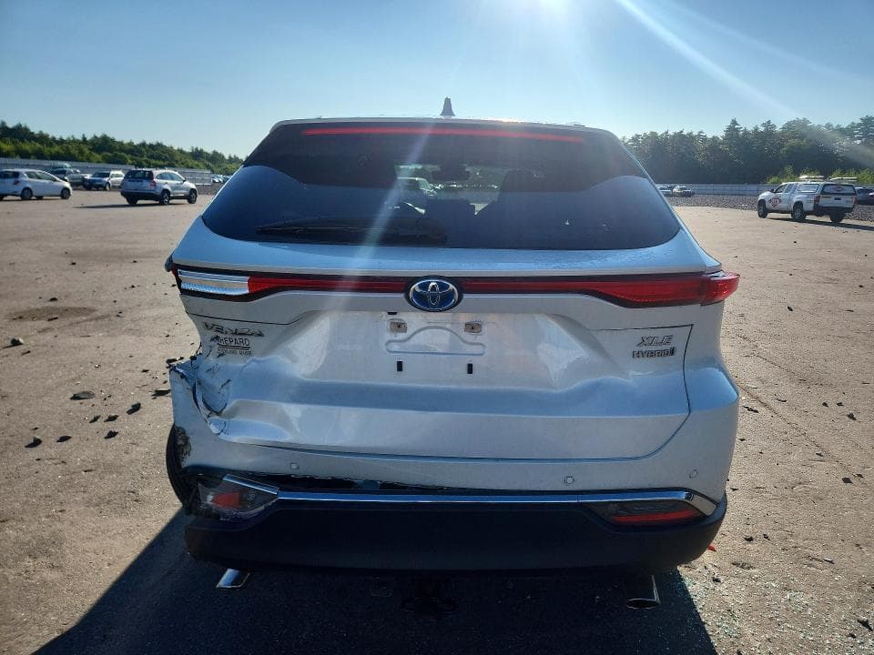 2021 TOYOTA VENZA XLE 6