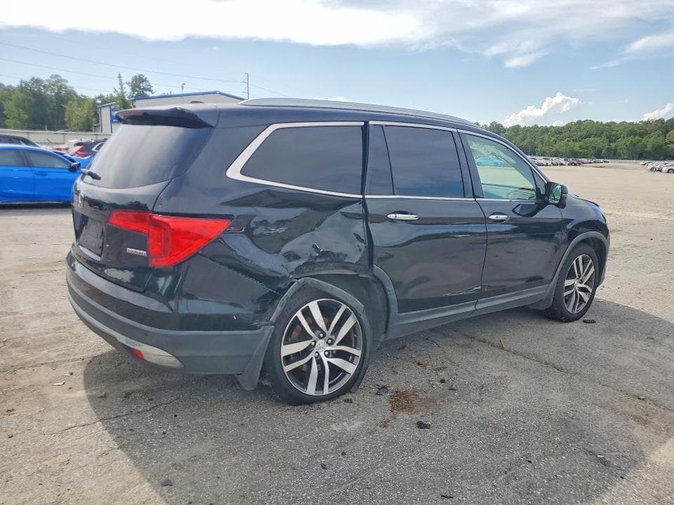 2017 HONDA PILOT TOURING 3