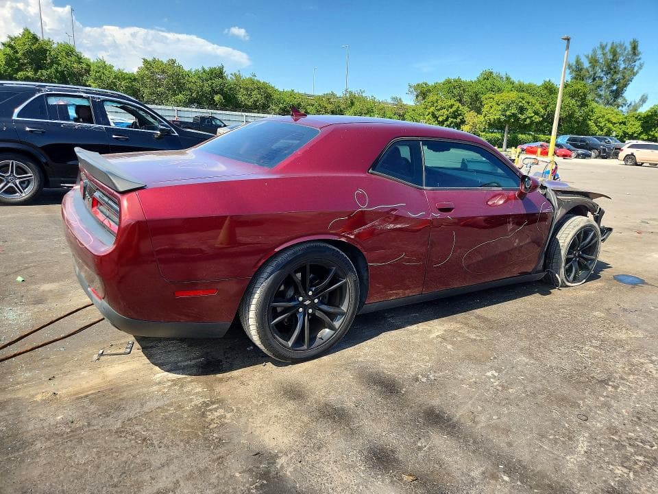 2018 DODGE CHALLENGER SXT 3
