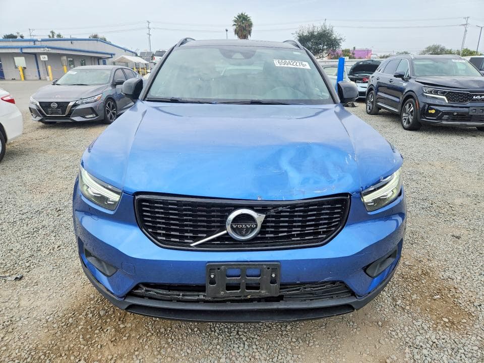2020 VOLVO XC40 T4 R-DESIGN 5