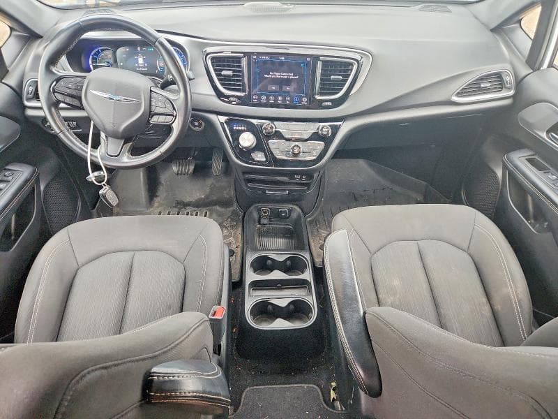 2019 CHRYSLER PACIFICA HYBRID TOURING PLUS 8