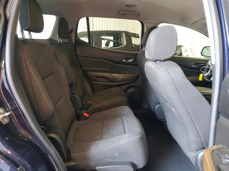 2017 GMC ACADIA SLE 11