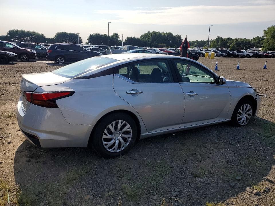 2023 NISSAN ALTIMA S 3