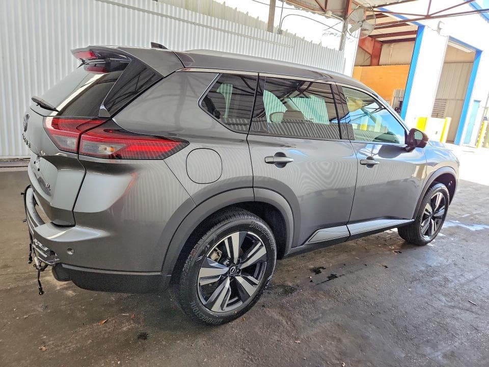 2026 NISSAN ROGUE SL 3