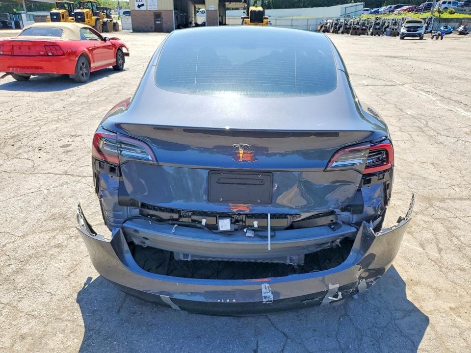 2023 TESLA MODEL 3 6