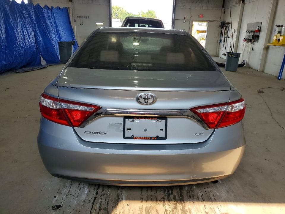 2017 TOYOTA CAMRY LE 6
