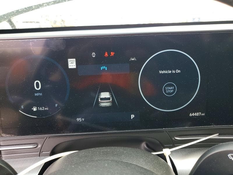 2024 HYUNDAI KONA SEL 9