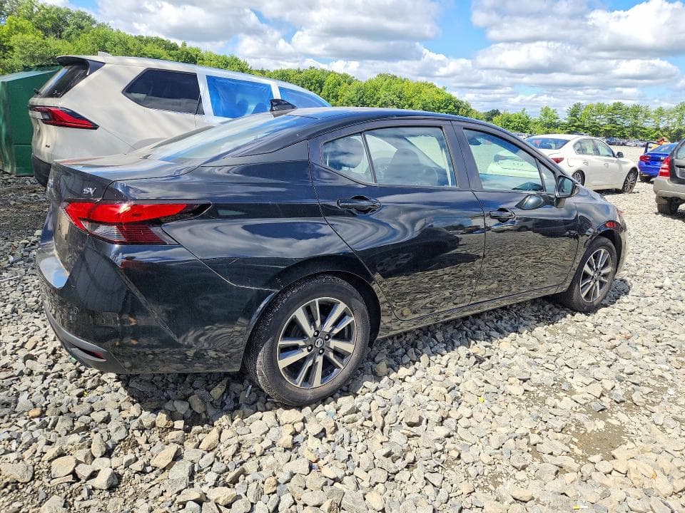 2021 NISSAN VERSA SV 3