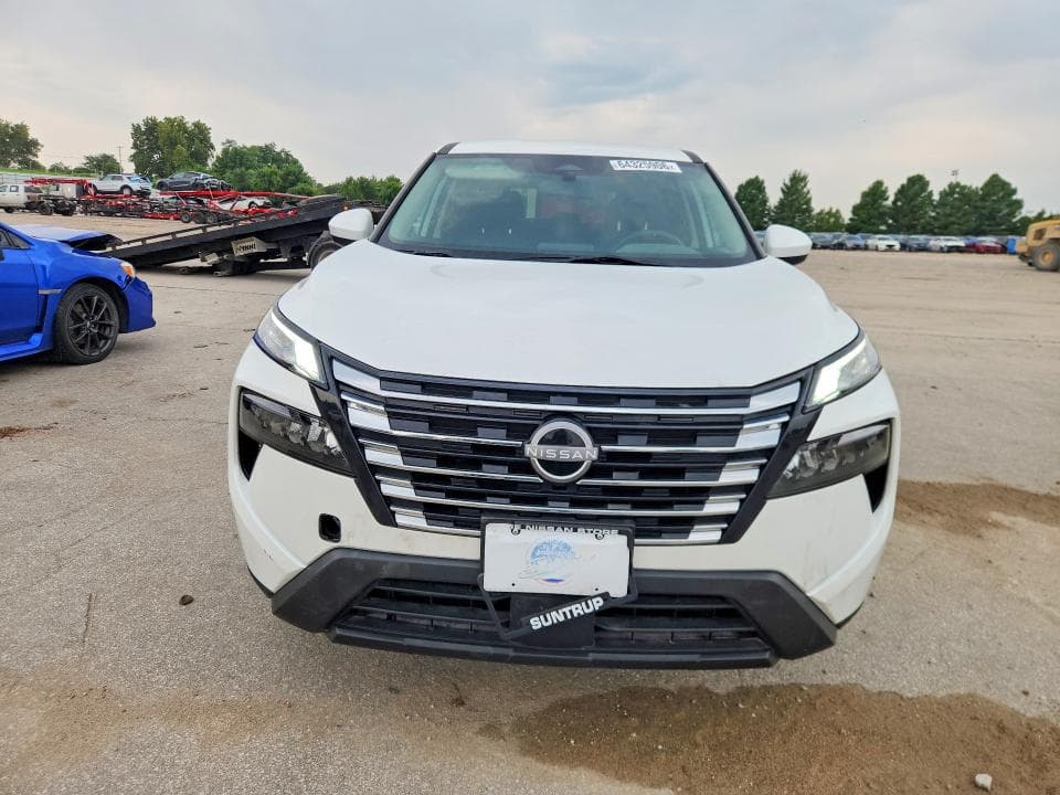 2024 NISSAN ROGUE SV 5