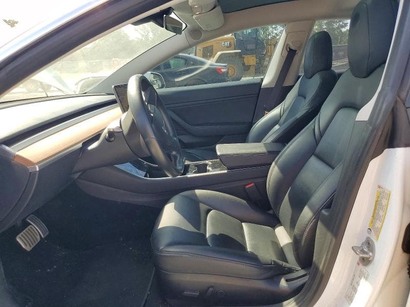 2018 TESLA MODEL 3 7