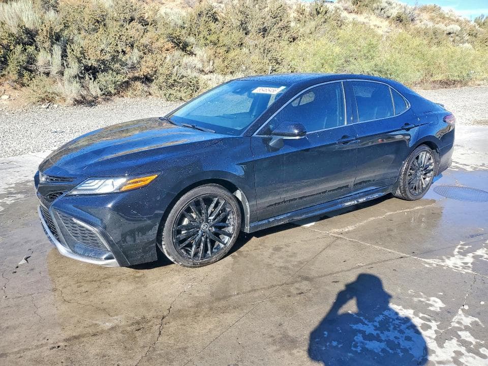 2022 TOYOTA CAMRY XSE