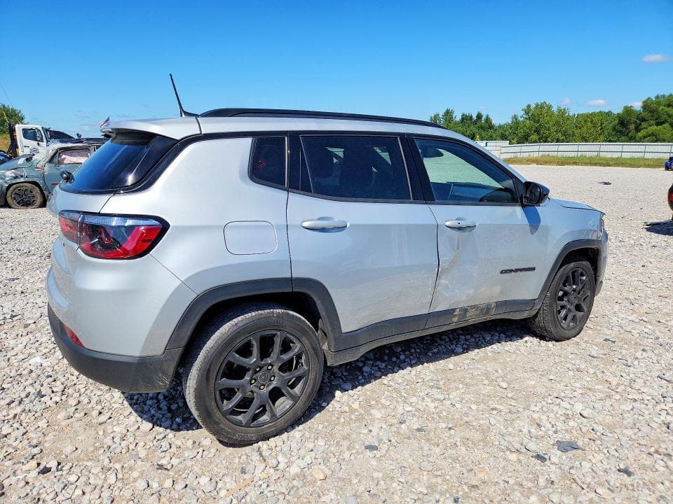2026 JEEP COMPASS LATITUDE 3