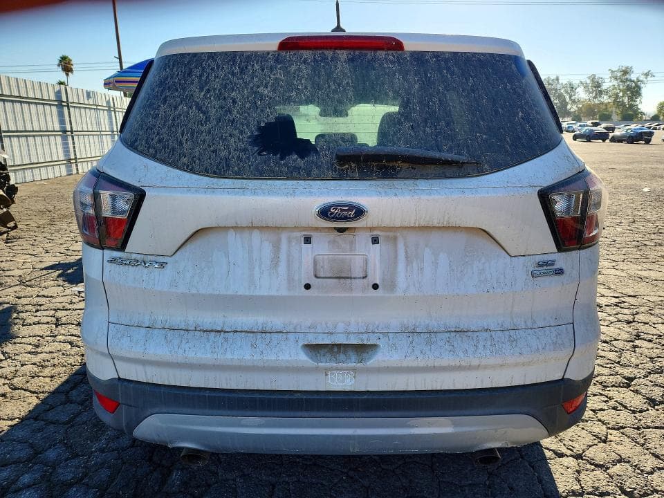 2017 FORD ESCAPE SE 11