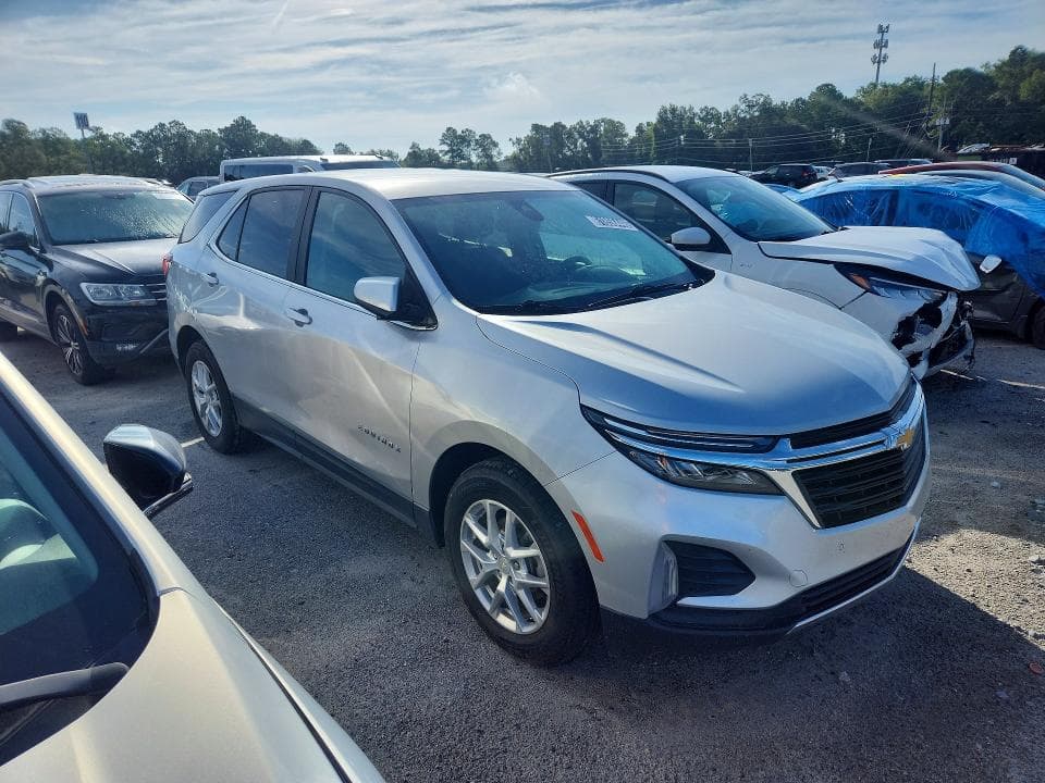 2022 CHEVROLET EQUINOX LT 4
