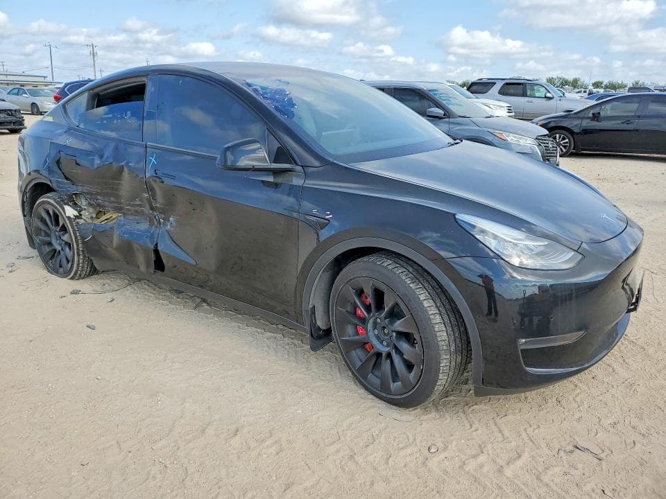 2021 TESLA MODEL Y 4