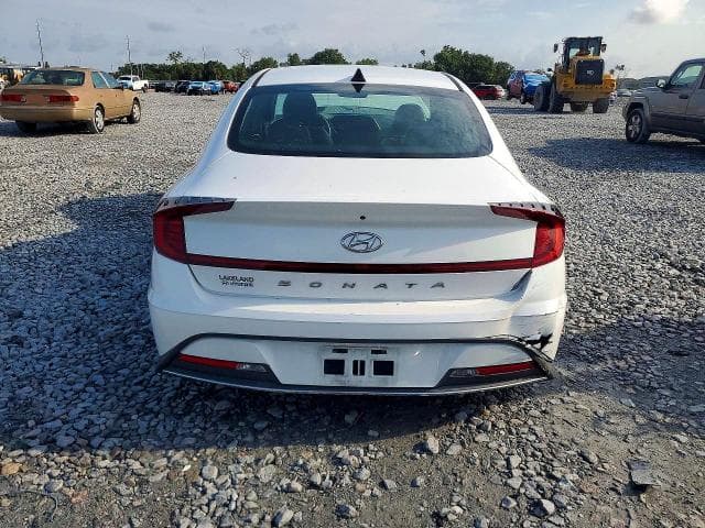 2020 HYUNDAI SONATA SE 6
