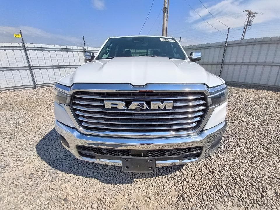 2025 RAM 1500 LARAMIE 5