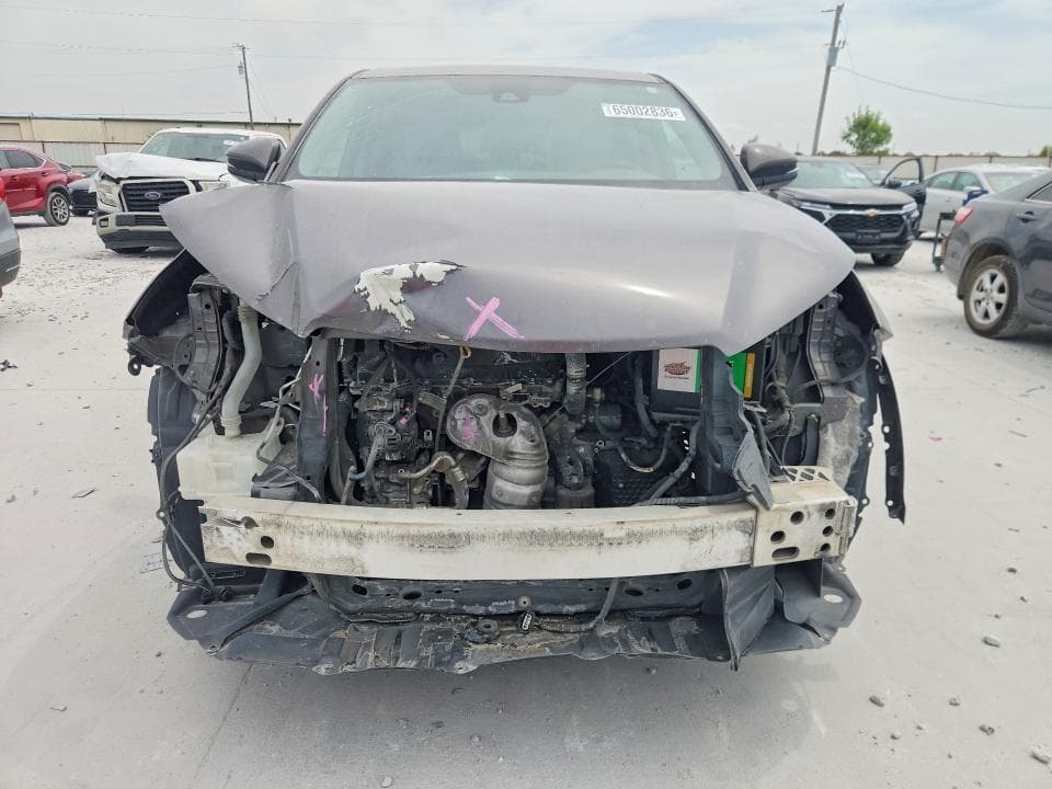 2018 TOYOTA HIGHLANDER LE 5