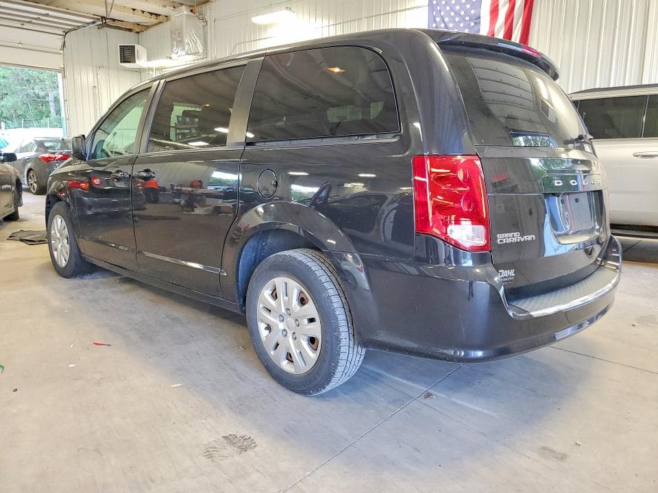 2018 DODGE GRAND CARAVAN SE 2