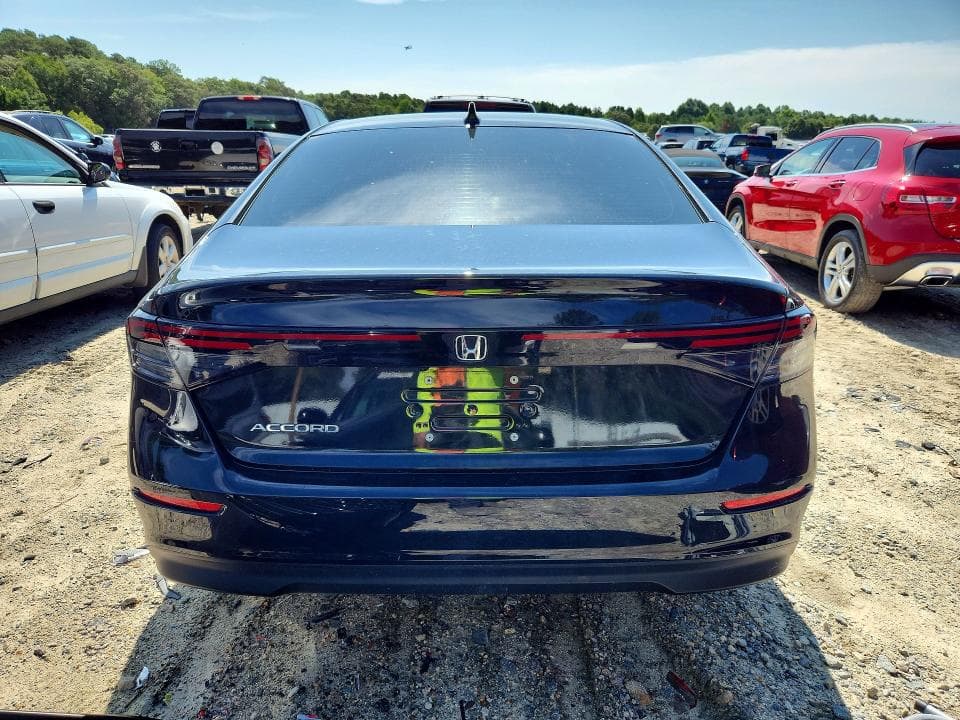 2023 HONDA ACCORD EX 6