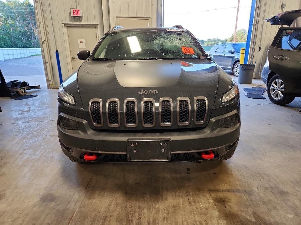 2017 JEEP CHEROKEE TRAILHAWK 5