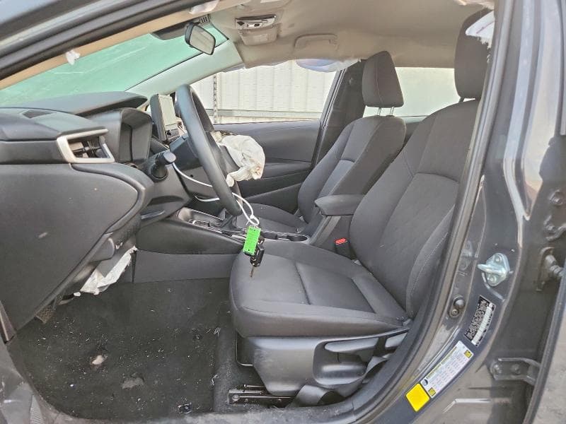 2025 TOYOTA COROLLA LE 7