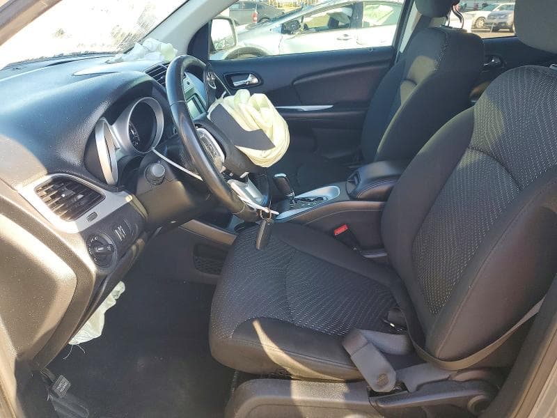 2019 DODGE JOURNEY SE 7