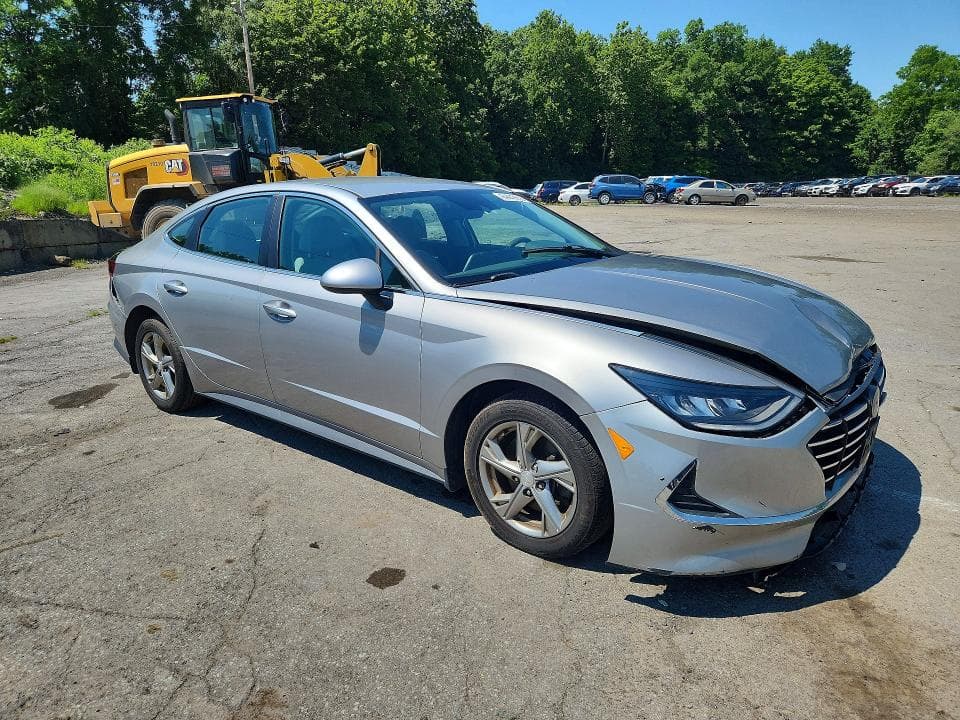 2020 HYUNDAI SONATA SE 4
