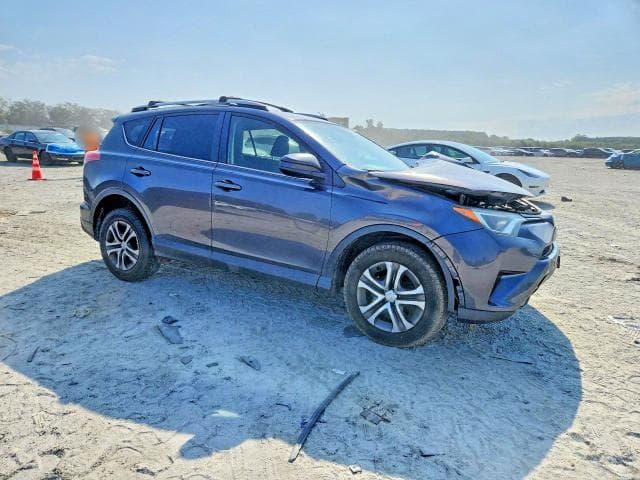 2018 TOYOTA RAV4 LE 4