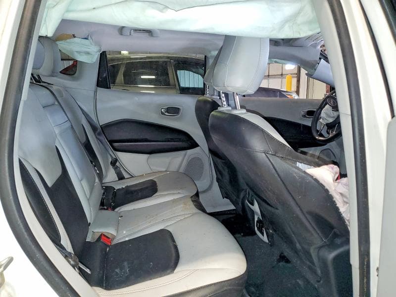 2018 JEEP COMPASS LIMITED 11