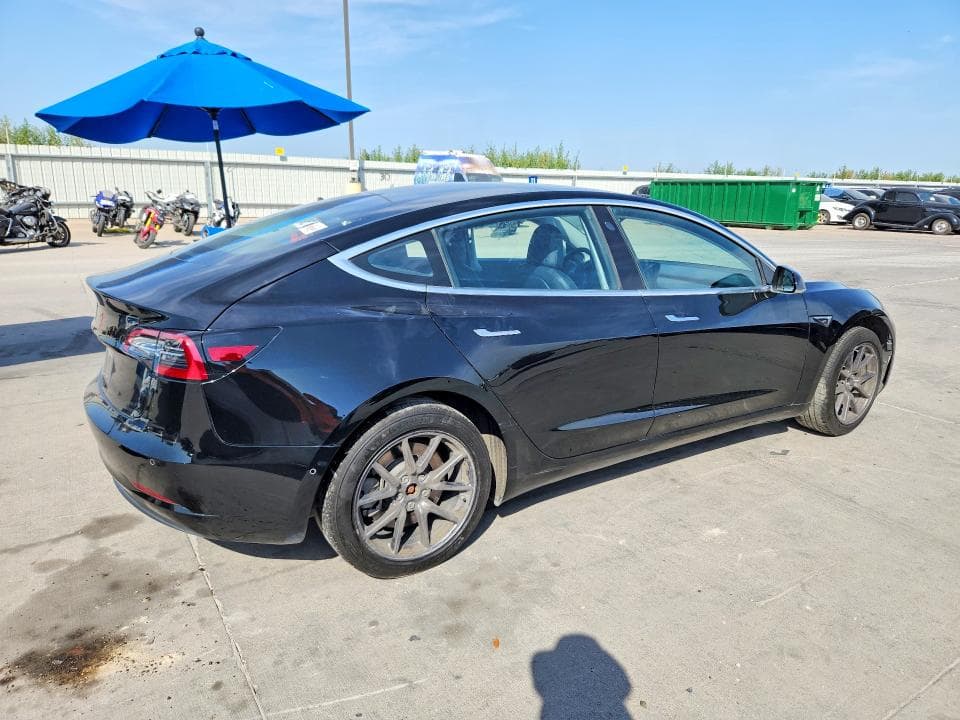 2018 TESLA MODEL 3 3