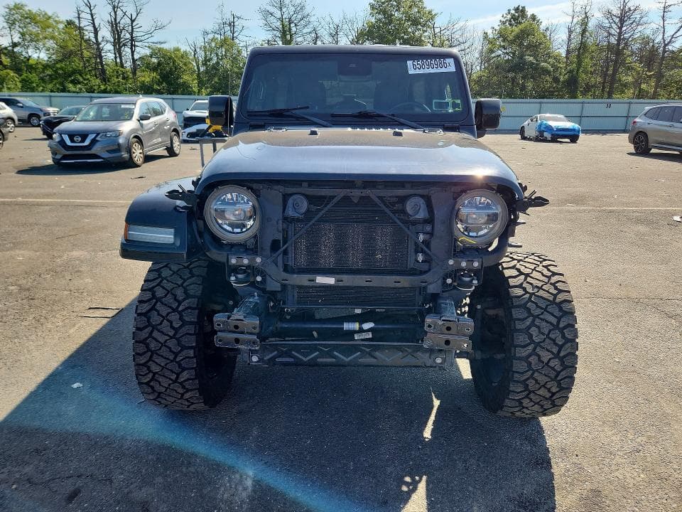 2020 JEEP WRANGLER UNLIMITED SAHARA 5