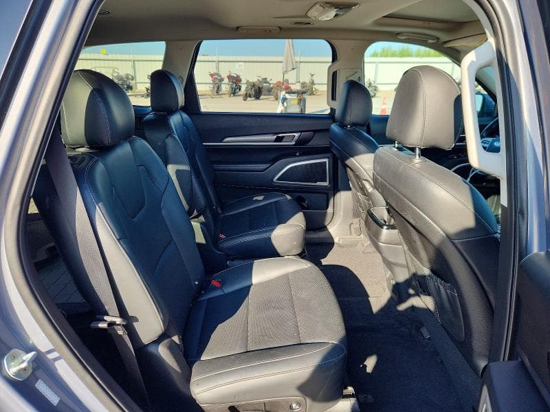 2020 KIA TELLURIDE S 11
