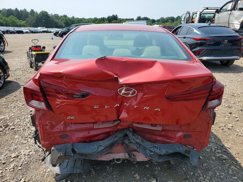 2019 HYUNDAI ELANTRA SE 6