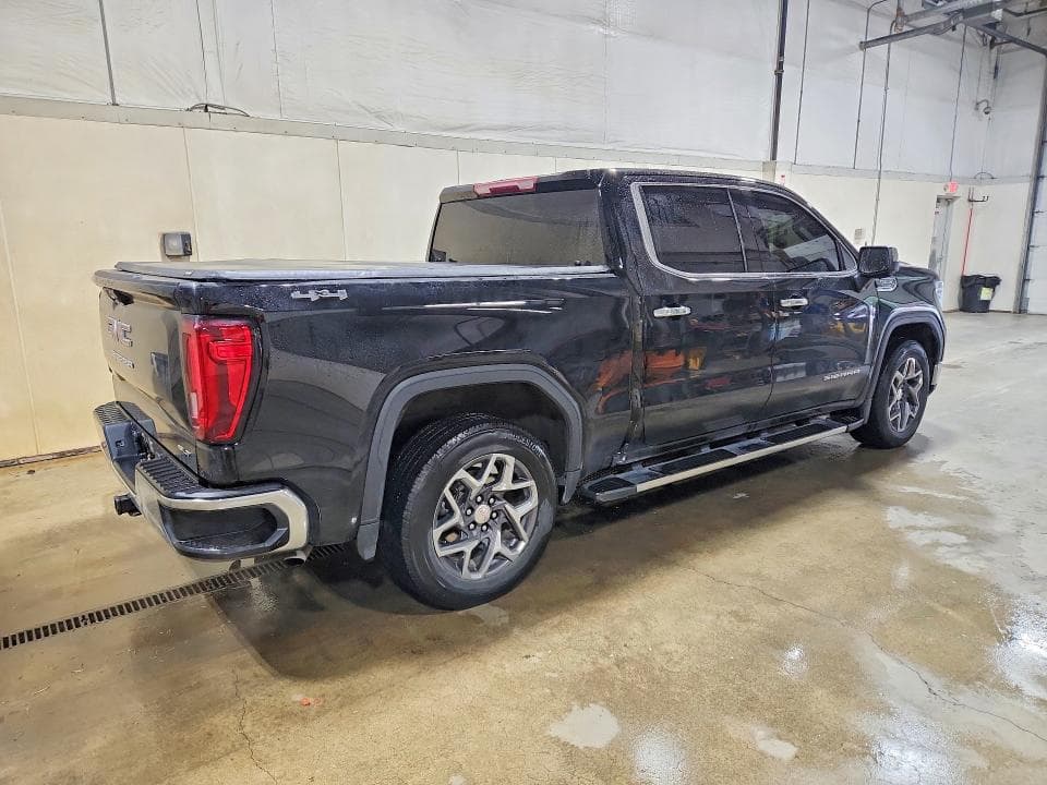 2023 GMC SIERRA K1500 SLT 3