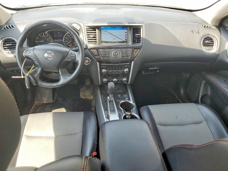 2019 NISSAN PATHFINDER SV 8