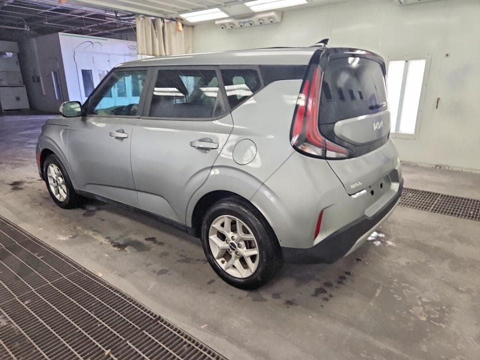 2023 KIA SOUL LX 2