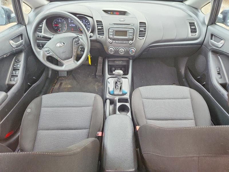 2017 KIA FORTE5 LX 8