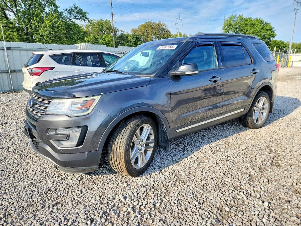 2017 FORD EXPLORER XLT - 1