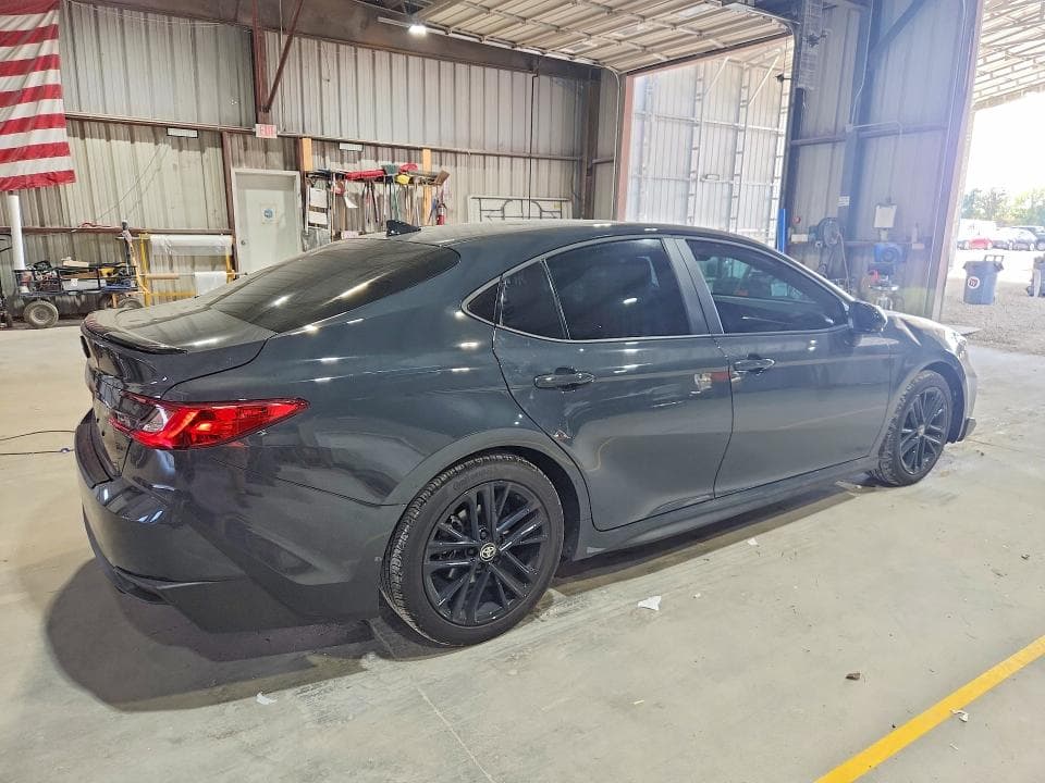 2026 TOYOTA CAMRY SE 3