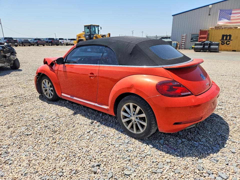 2019 VOLKSWAGEN BEETLE S 2
