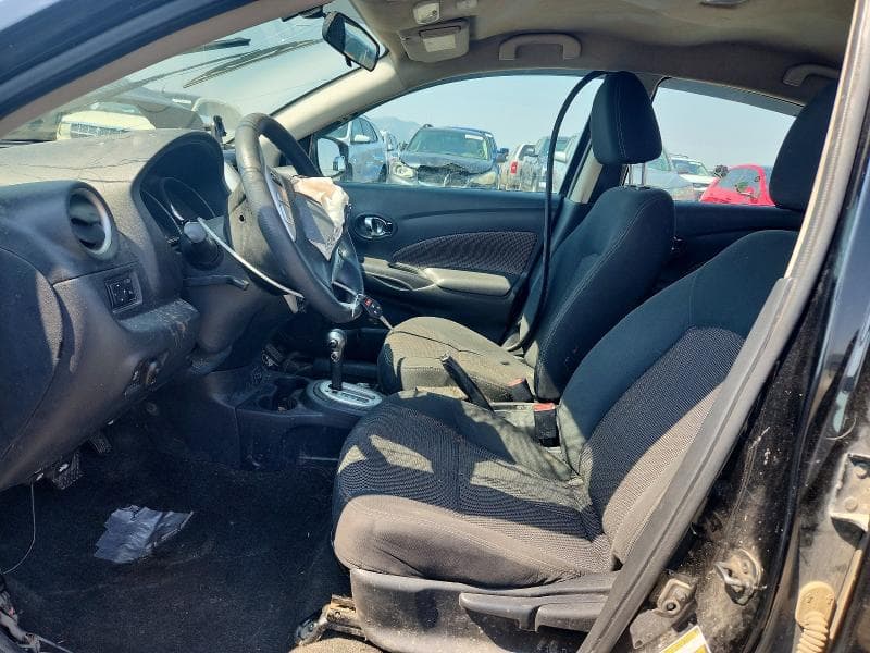 2019 NISSAN VERSA SV 7