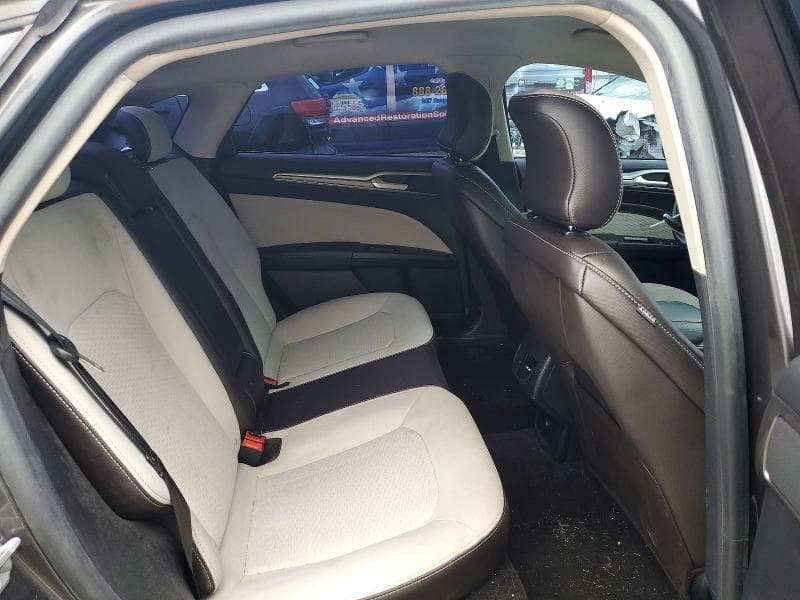 2019 FORD FUSION SE 10