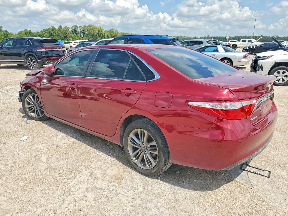 2017 TOYOTA CAMRY SE 2