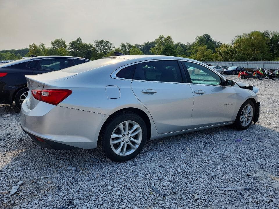 2017 CHEVROLET MALIBU LT 3