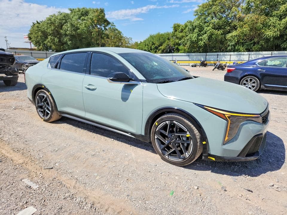 2025 KIA K4 GT LINE 4