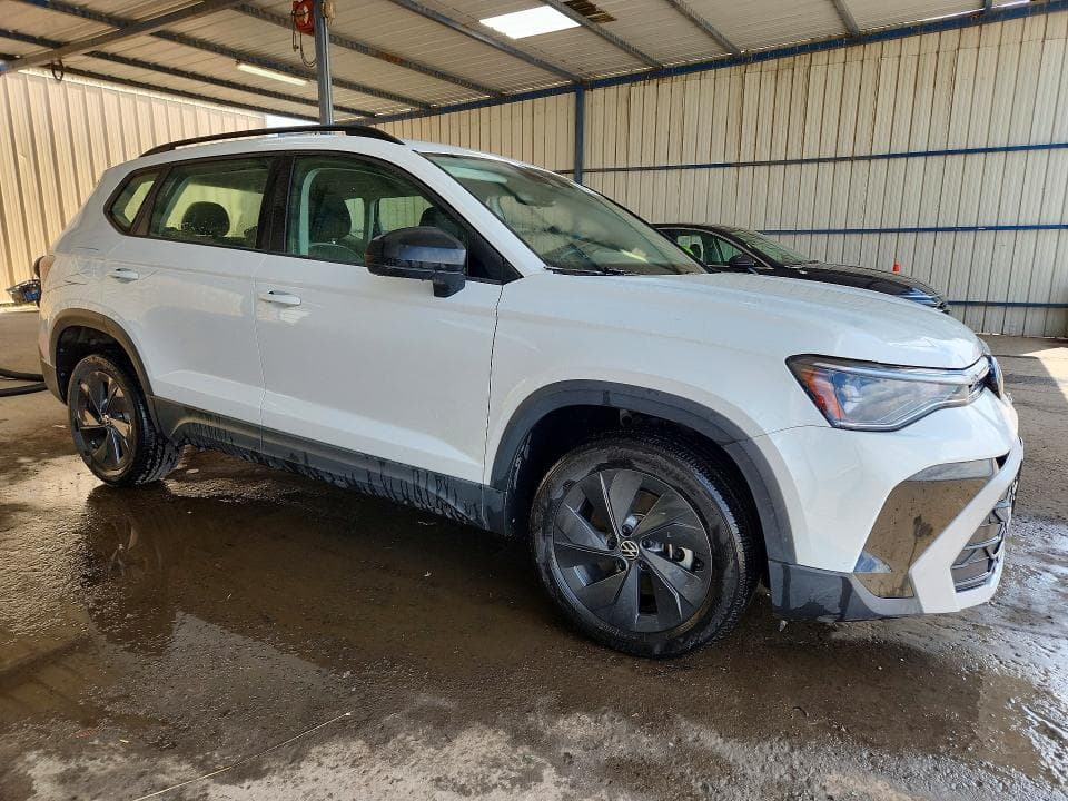 2025 VOLKSWAGEN TAOS S 4