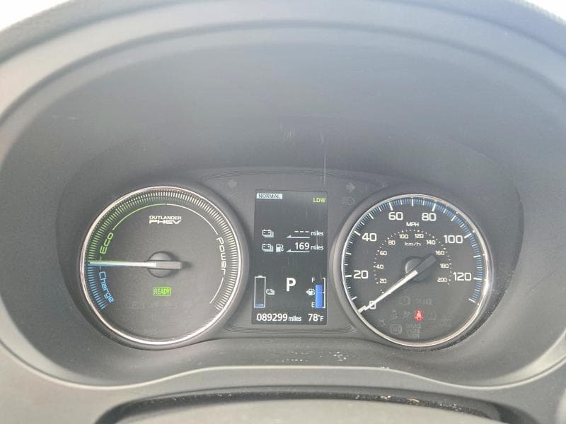2018 MITSUBISHI OUTLANDER SE 8