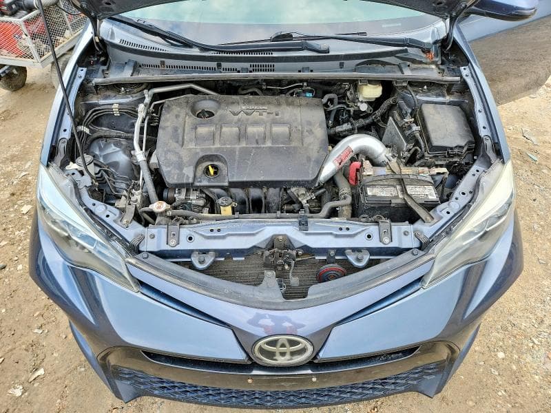 2019 TOYOTA COROLLA SE 11
